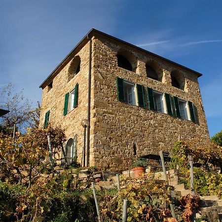 Terre Bianche Appartamenti Dolceacqua Esterno foto